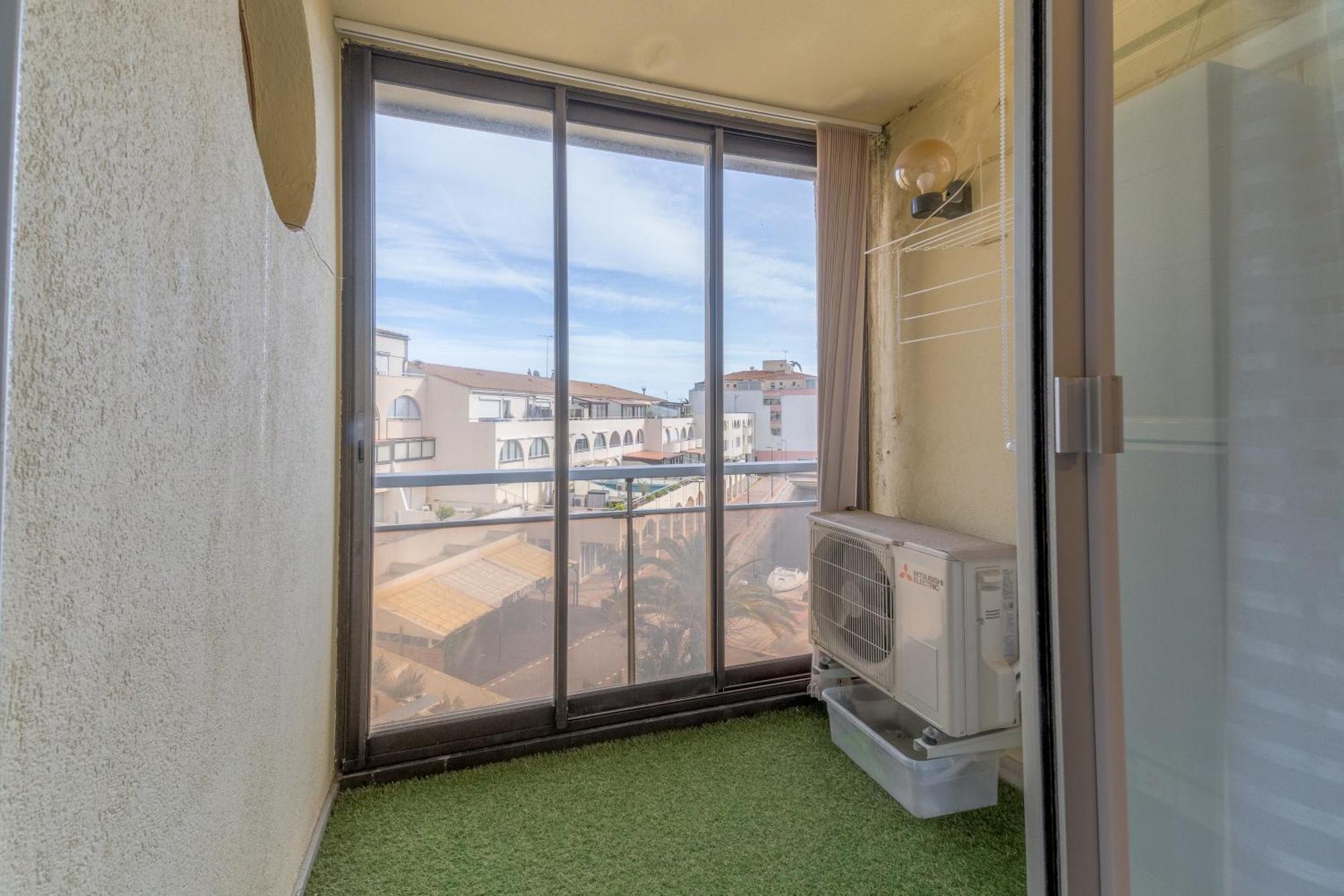 Appt T2 Cabine Clim Parking Privee Vu Mer Sete Exterior photo